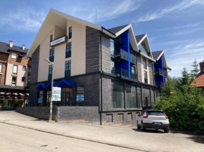 Centar Zlatibora, Vila Marina lux